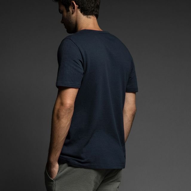 Easy Mesh Crew Neck T-Shirt Uniform Navy - C - IN2 New York