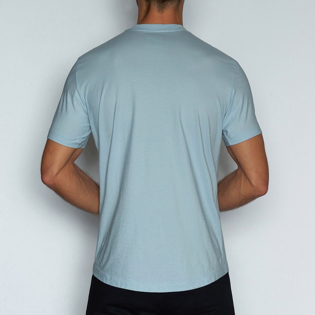 Perfect Pima Relaxed Crew Neck T-Shirt Blythe Blue - C - IN2 New York